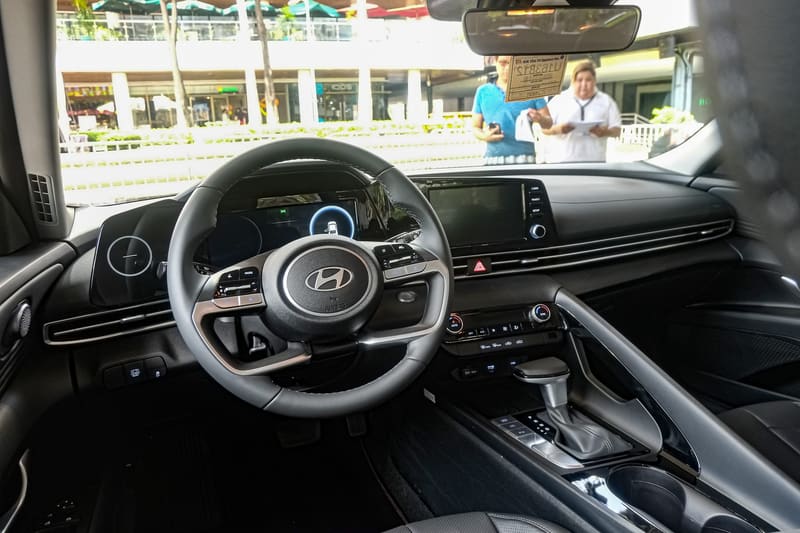 פנים Elantra